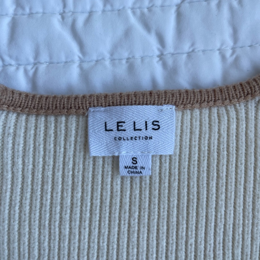 Cropped Color Block Sweater - Picture 3 of 3